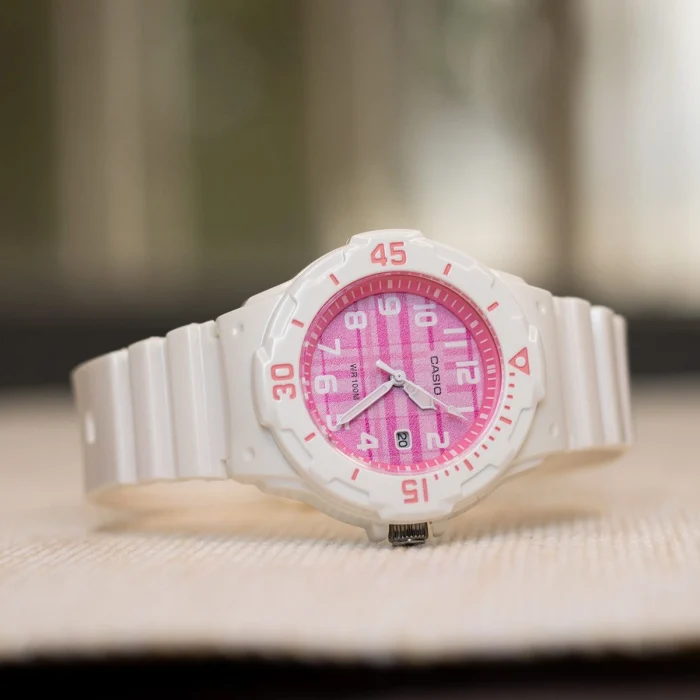 خرید ساعت مچی زنانه کاسیو با کد استوک LRW-200H-4C