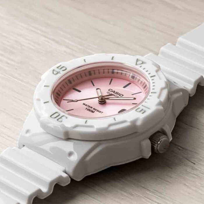 مشخصات ساعت مچی زنانه کاسیو مدل Casio LRW-200H-4E3VDF