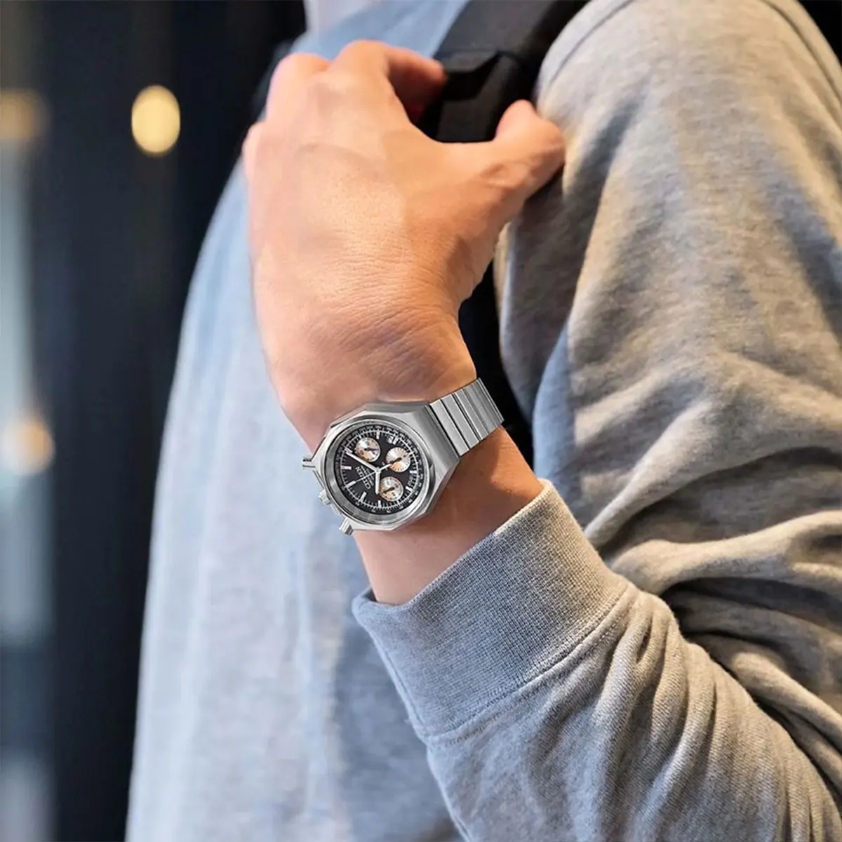ساعت مچی سیتیزن مردانه مدل Citizen AN3700-54E - Image 6