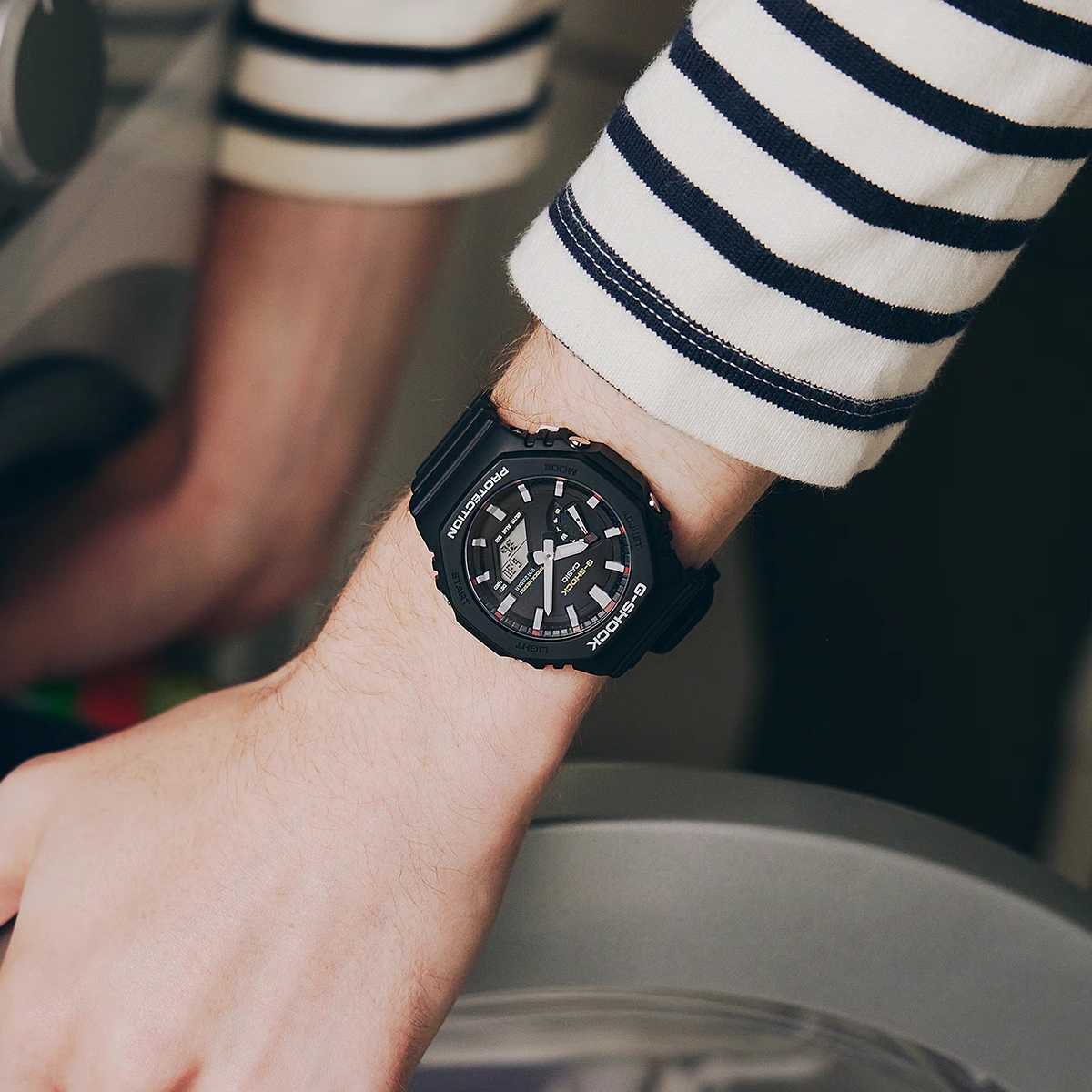 ساعت مچی زنانه کاسیو جی شاک مدل Casio G-SHOCK GA-2100RL-1A - Image 8