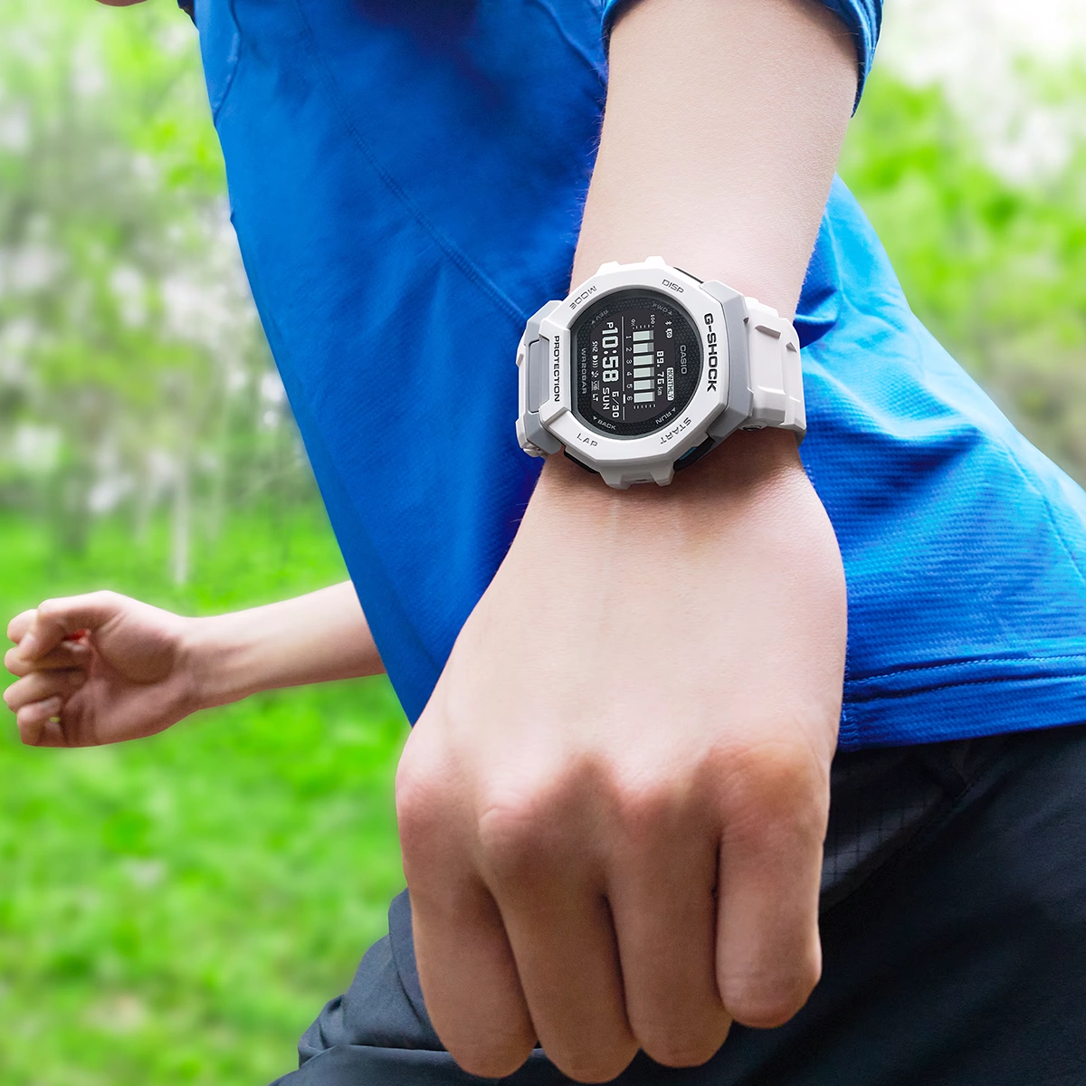 ساعت مچی مردانه کاسیو جی شاک مدل Casio G-SHOCK GBD-300-7DR - Image 8